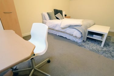 1 bed house, Hassell Street, Basford, Newcastle under Lyme, ST51BF - Image 7